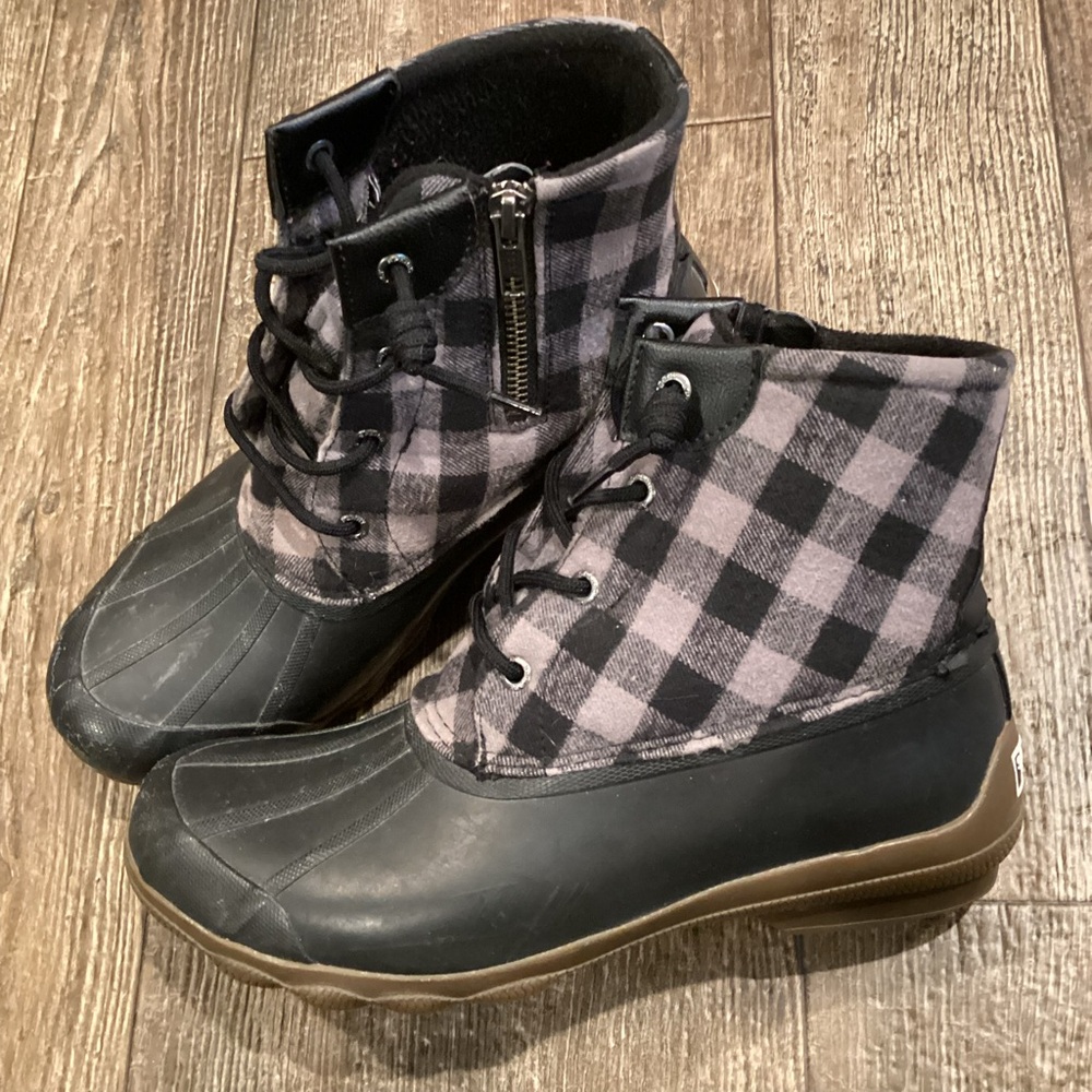 Sperry Syren Gulf Plaid Duck Boots -8.5